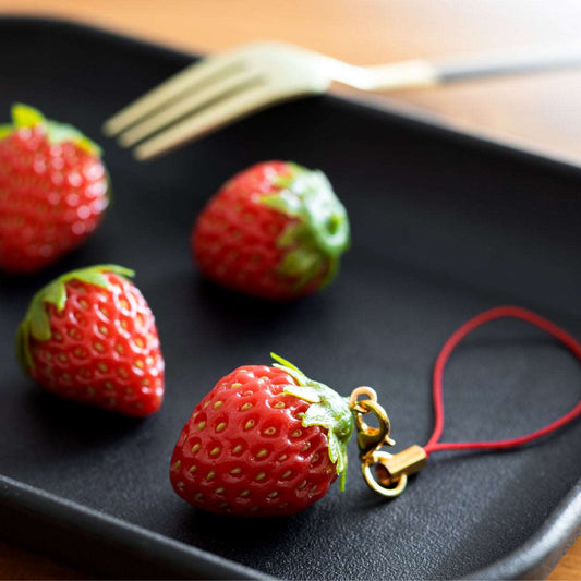 ストラップ 苺ミニ