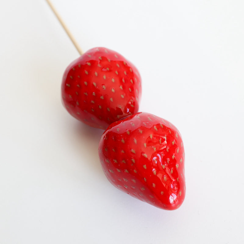 食べられない いちご飴(2個)
