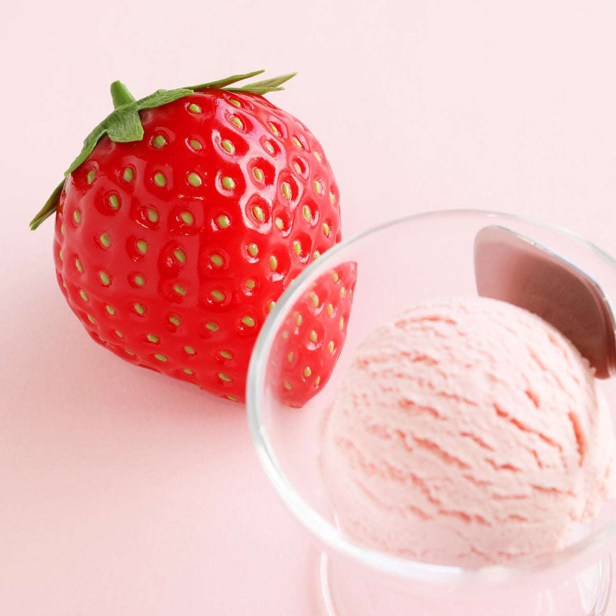 食べられない いちごの王様