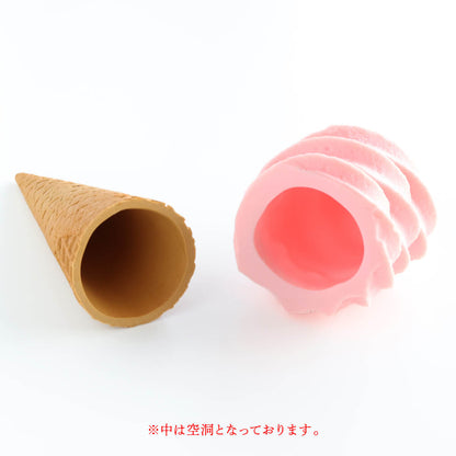 食べられない いちごソフトクリーム